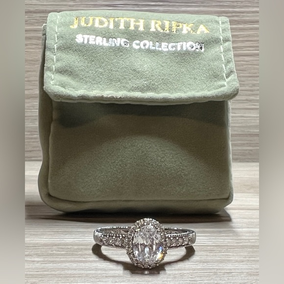 Designer Signed Judith Ripka Sterling Silver Oval Cubic Zirconia Halo Ring - Picture 1 of 15